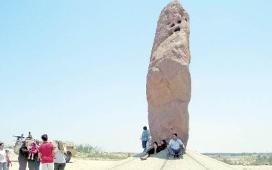 DayanÂ´s rock  in Al Arish